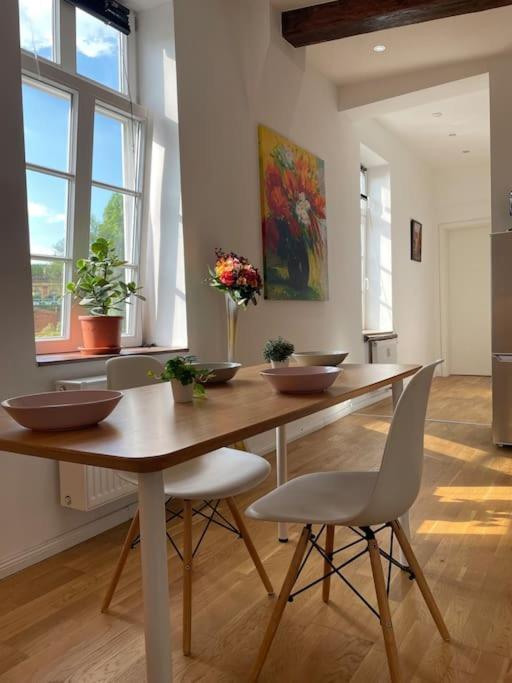 Castle View Living 1 - Best Apartment In Weilburg Exterior photo